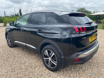 Used Peugeot 3008 2017 for sale - 76142393: Photo 4