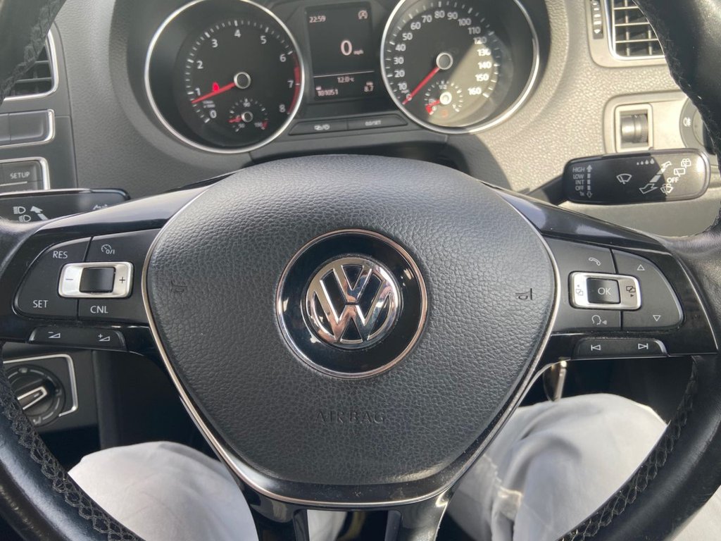 Used Volkswagen Polo 2014 for sale - 77121555: Photo 14