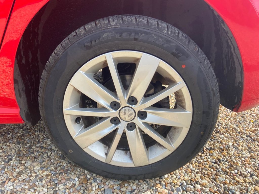 Used Volkswagen Polo 2014 for sale - 77121555: Photo 22