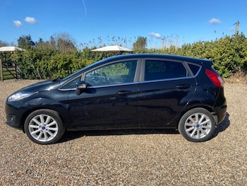 Used Ford Fiesta 2016 for sale - 78476052: Photo