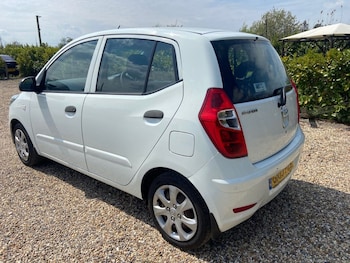 Used Hyundai i10 2013 for sale - 78524958: Photo