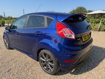 Used Ford Fiesta 2017 for sale - 79409348: Photo