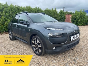 Used Citroen C4 Cactus 2015 for sale - 78824284: Photo