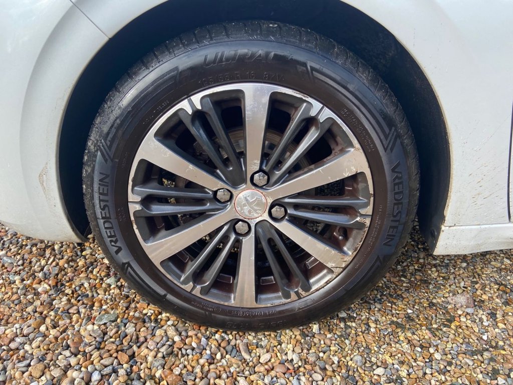 Used Peugeot 208 2016 for sale - 77534360: Photo 17