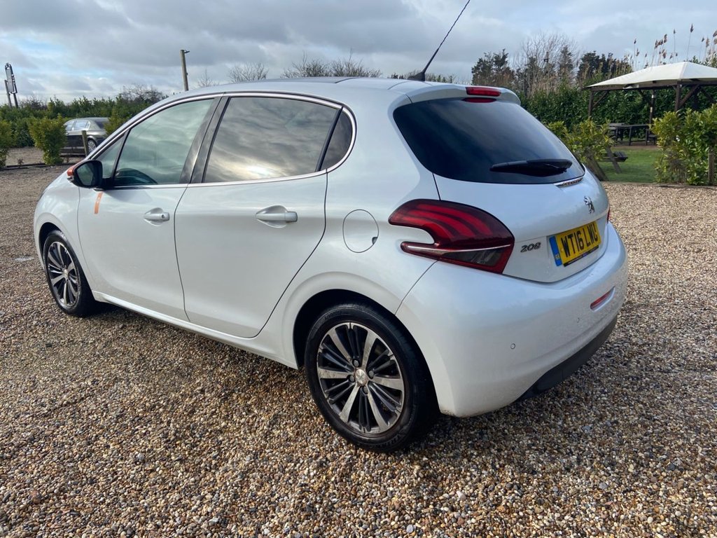 Used Peugeot 208 2016 for sale - 77534360: Photo 4