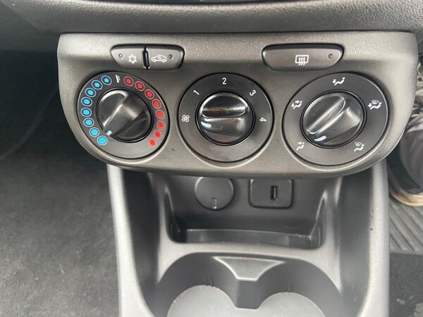 Used Vauxhall Corsa 2016 for sale - 76142401: Photo 26