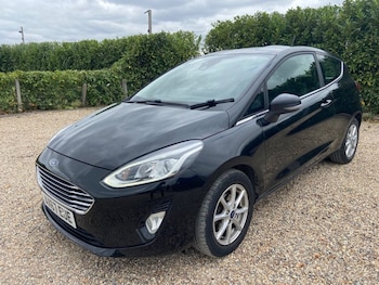 Used Ford Fiesta 2018 for sale - 79275989: Photo