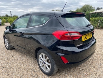 Used Ford Fiesta 2018 for sale - 79275989: Photo