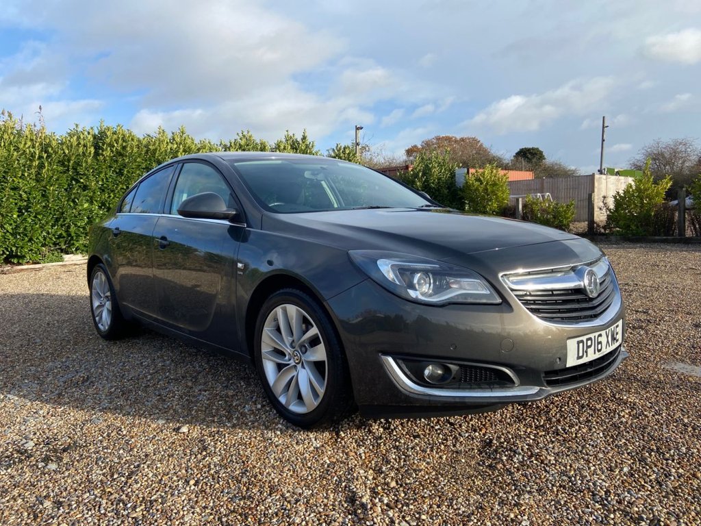 Used Vauxhall Insignia 2016 for sale - 76914718: Photo 1
