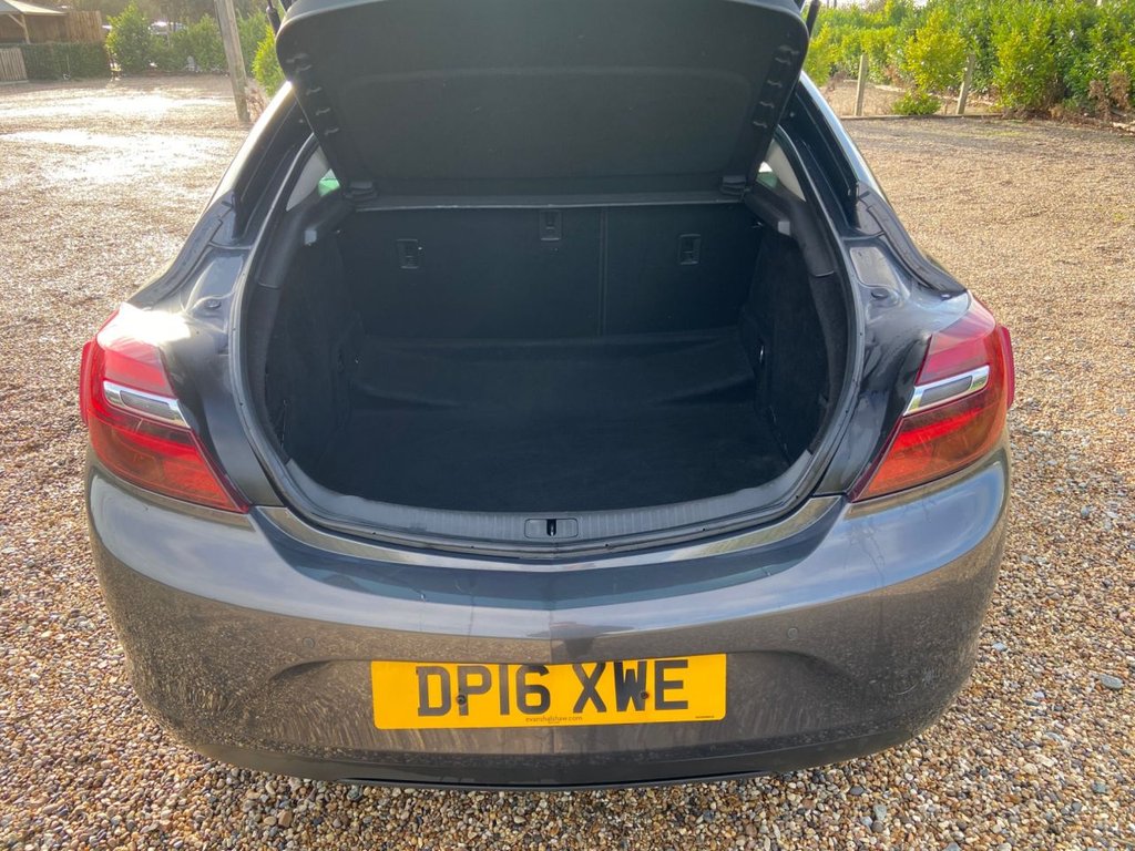 Used Vauxhall Insignia 2016 for sale - 76914718: Photo 13