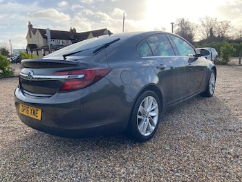 Used Vauxhall Insignia 2016 for sale - 76914718: Photo