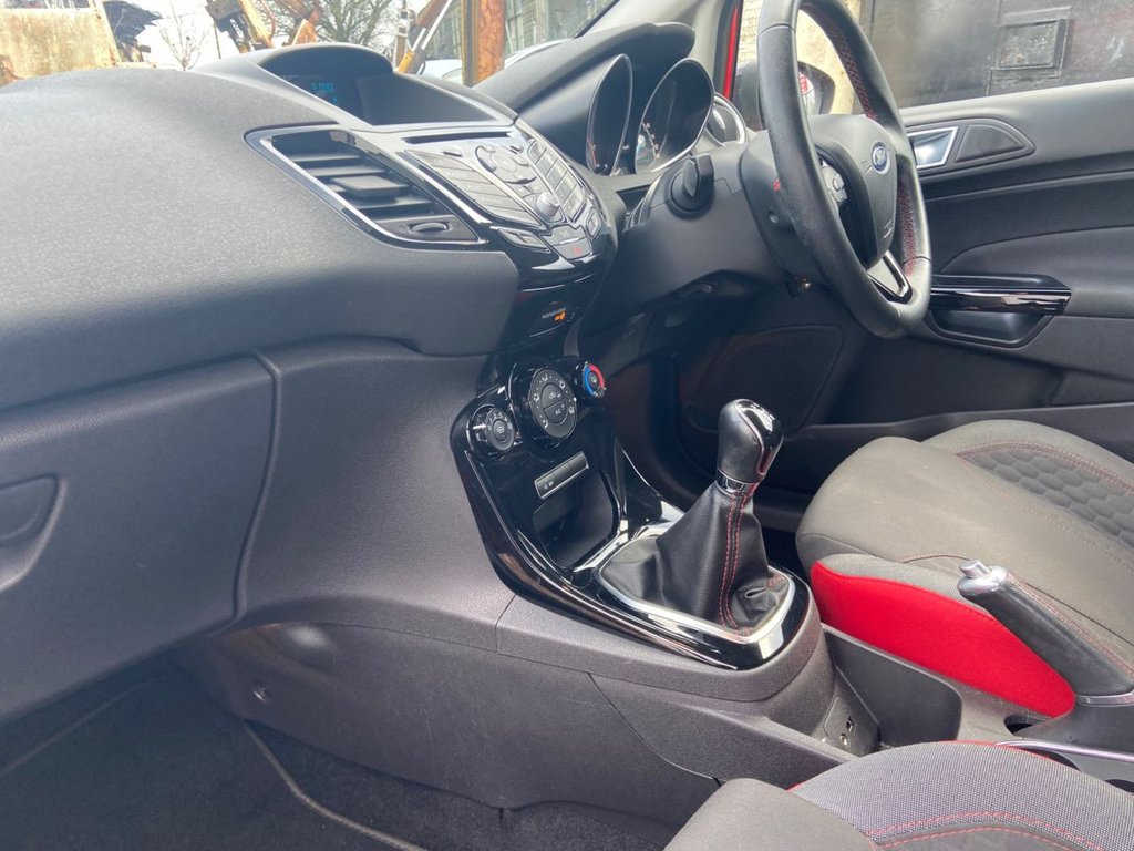 Used Ford Fiesta 2015 for sale - 77464344: Photo 10