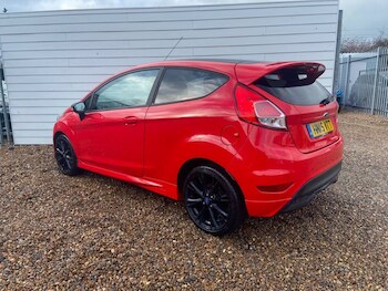 Used Ford Fiesta 2015 for sale - 77464344: Photo