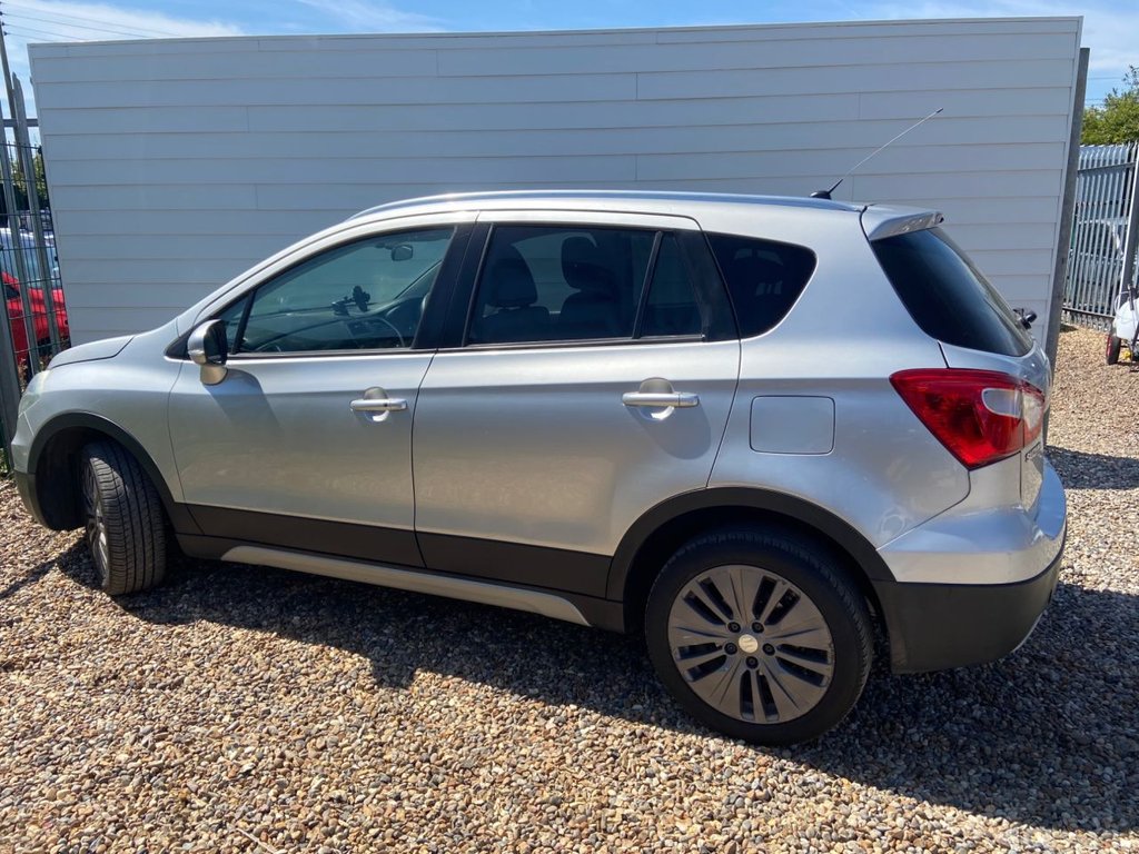 Used Suzuki SX4 S-Cross 2014 for sale - 76698256: Photo 4