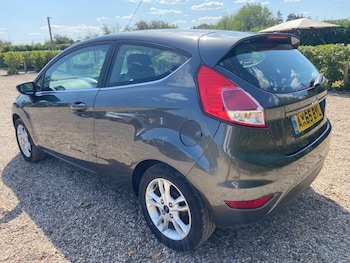 Used Ford Fiesta 2016 for sale - 79269853: Photo