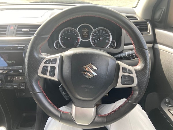 Used Suzuki Swift 2013 for sale - 76297054: Photo 13