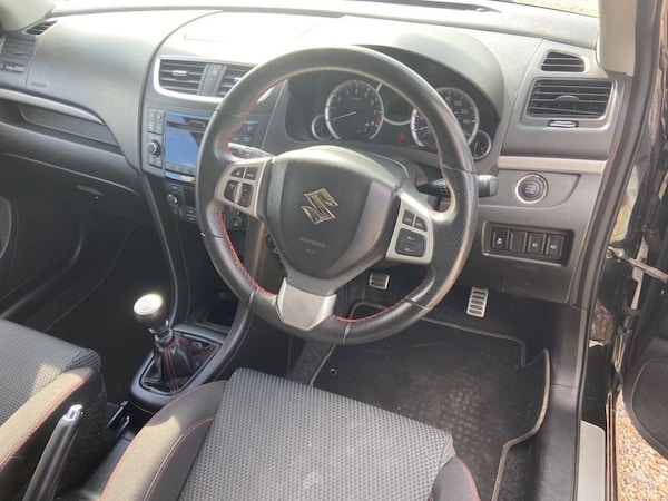 Used Suzuki Swift 2013 for sale - 76297054: Photo 21