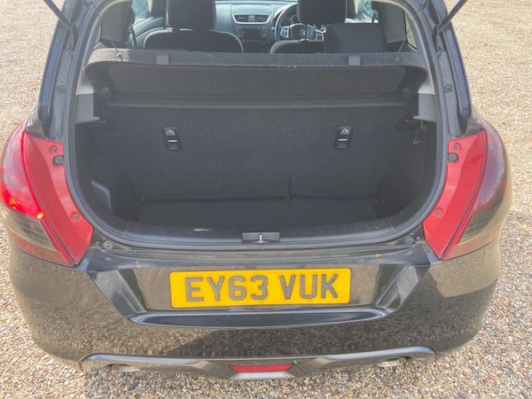 Used Suzuki Swift 2013 for sale - 76297054: Photo 25