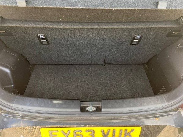 Used Suzuki Swift 2013 for sale - 76297054: Photo 26