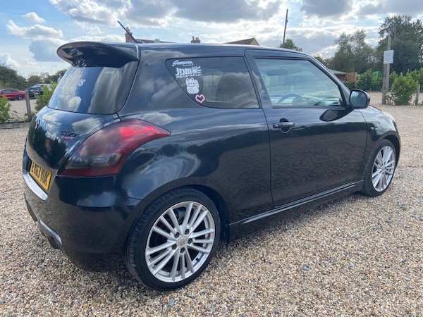 Used Suzuki Swift 2013 for sale - 76297054: Photo 7