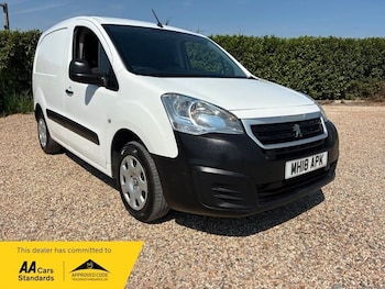 Used Peugeot Partner 2018 for sale - 79534816: Photo