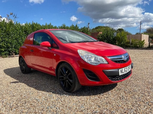 Used Vauxhall Corsa 2012 for sale - 76142374: Photo 1