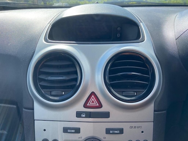 Used Vauxhall Corsa 2012 for sale - 76142374: Photo 26