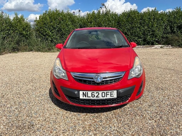 Used Vauxhall Corsa 2012 for sale - 76142374: Photo 2