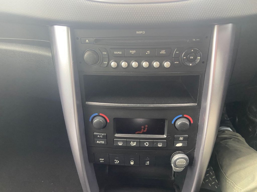 Used Peugeot 207 2009 for sale - 77780532: Photo 18