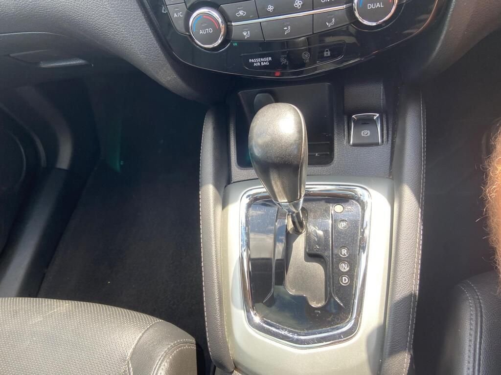 Used Nissan Qashqai 2016 for sale - 76142377: Photo 10