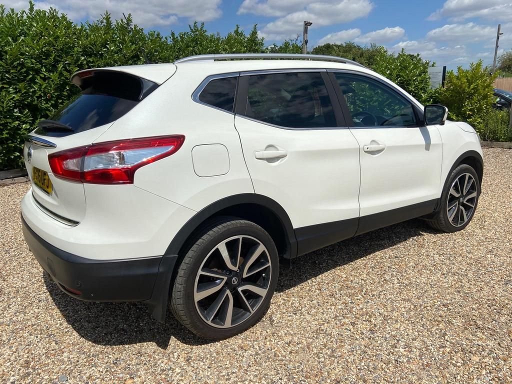 Used Nissan Qashqai 2016 for sale - 76142377: Photo 8