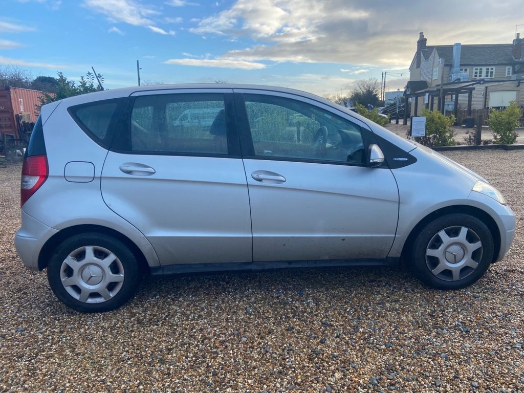 Used Mercedes-Benz A-Class 2009 for sale - 77239385: Photo 4