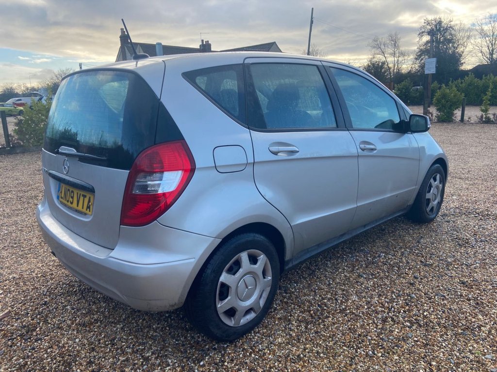 Used Mercedes-Benz A-Class 2009 for sale - 77239385: Photo 6