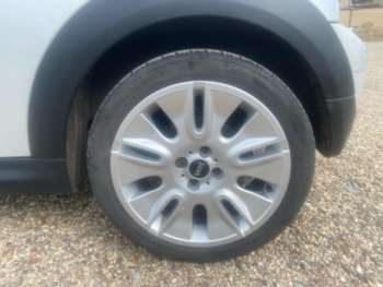 Used MINI Hatch 2010 for sale - 75000261: Photo
