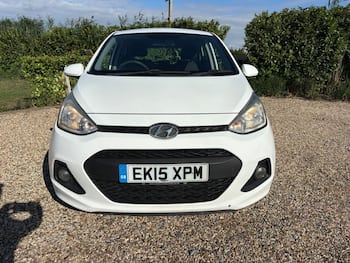Used Hyundai i10 2015 for sale - 79871124: Photo