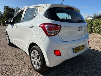 Used Hyundai i10 2015 for sale - 79871124: Photo