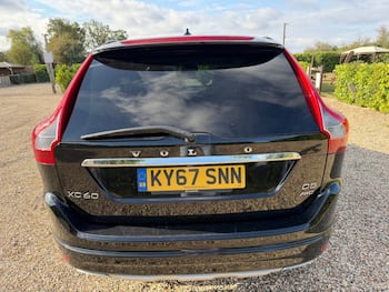 Used Volvo XC60 2017 for sale - 79680291: Photo