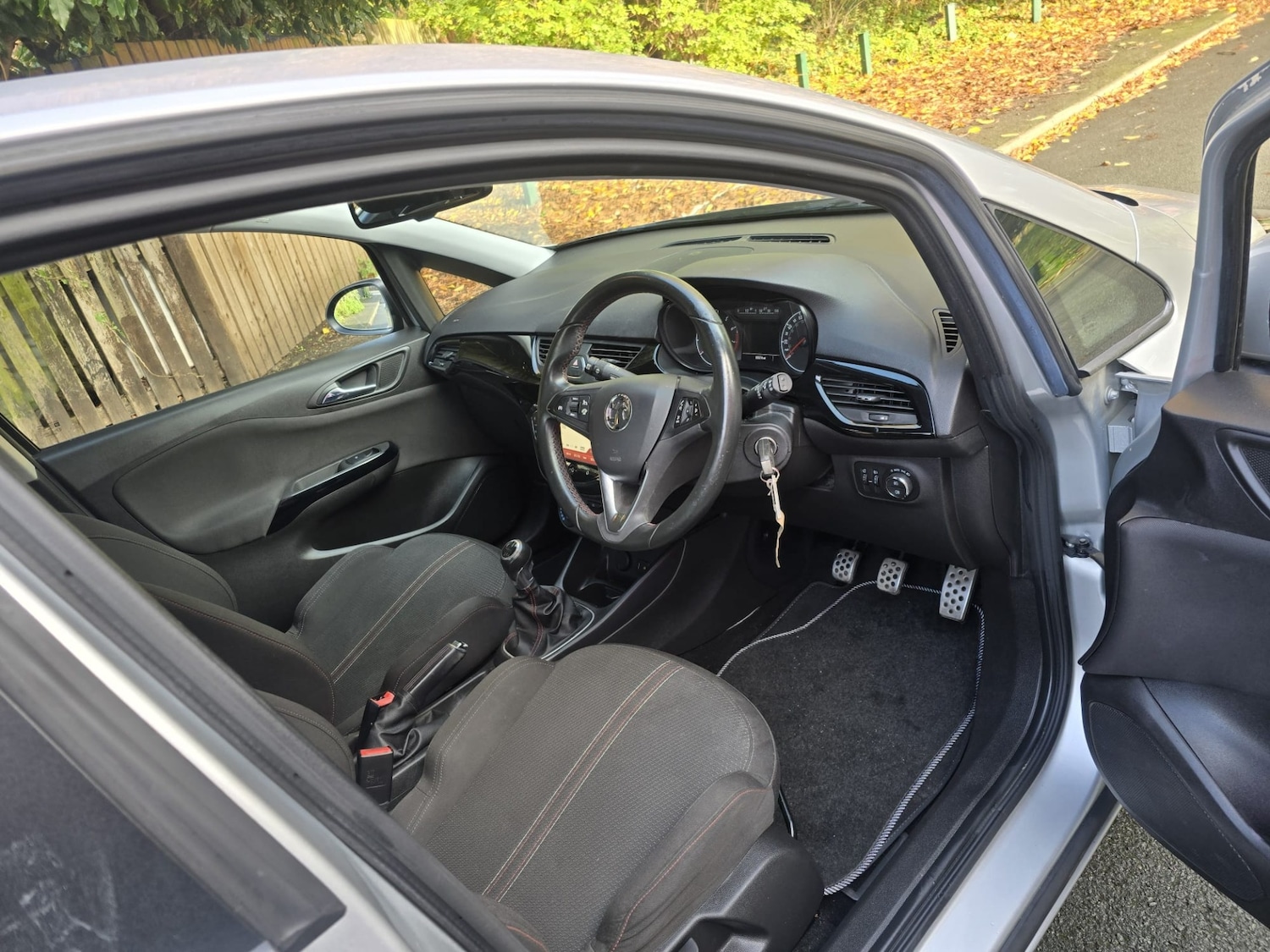 Used Vauxhall Corsa 2015 for sale - 76554047: Photo 3