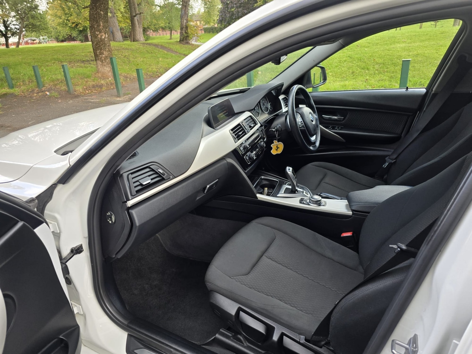 Used BMW 3 Series 2018 for sale - 76554068: Photo 11