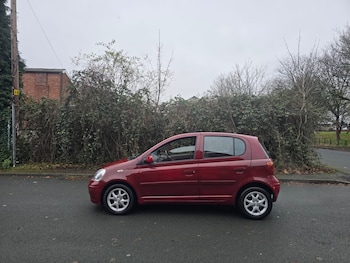 Used Toyota Yaris 2003 for sale - 76682111: Photo