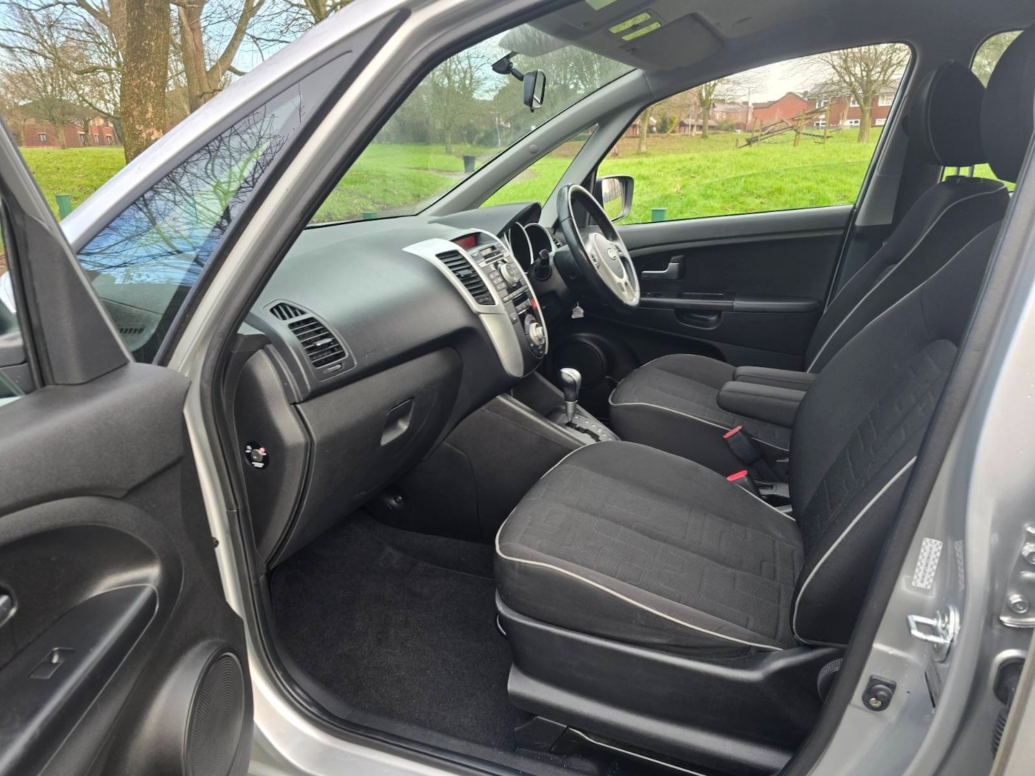 Used Kia Venga 2012 for sale - 77213652: Photo 6