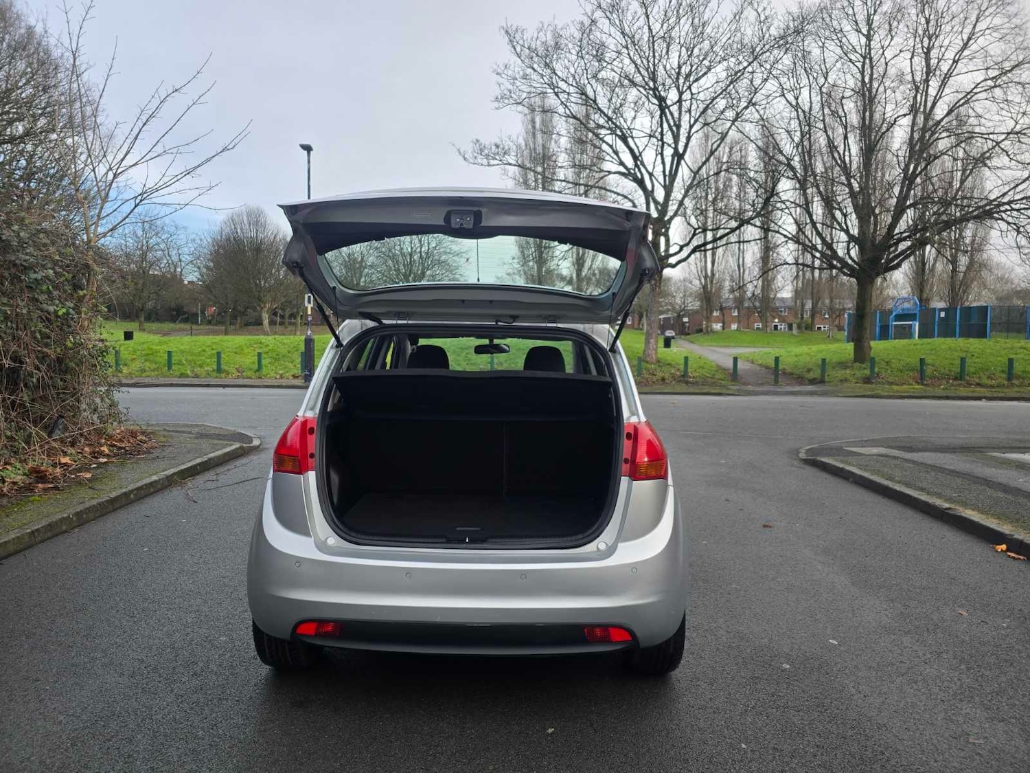 Used Kia Venga 2012 for sale - 77213652: Photo 8