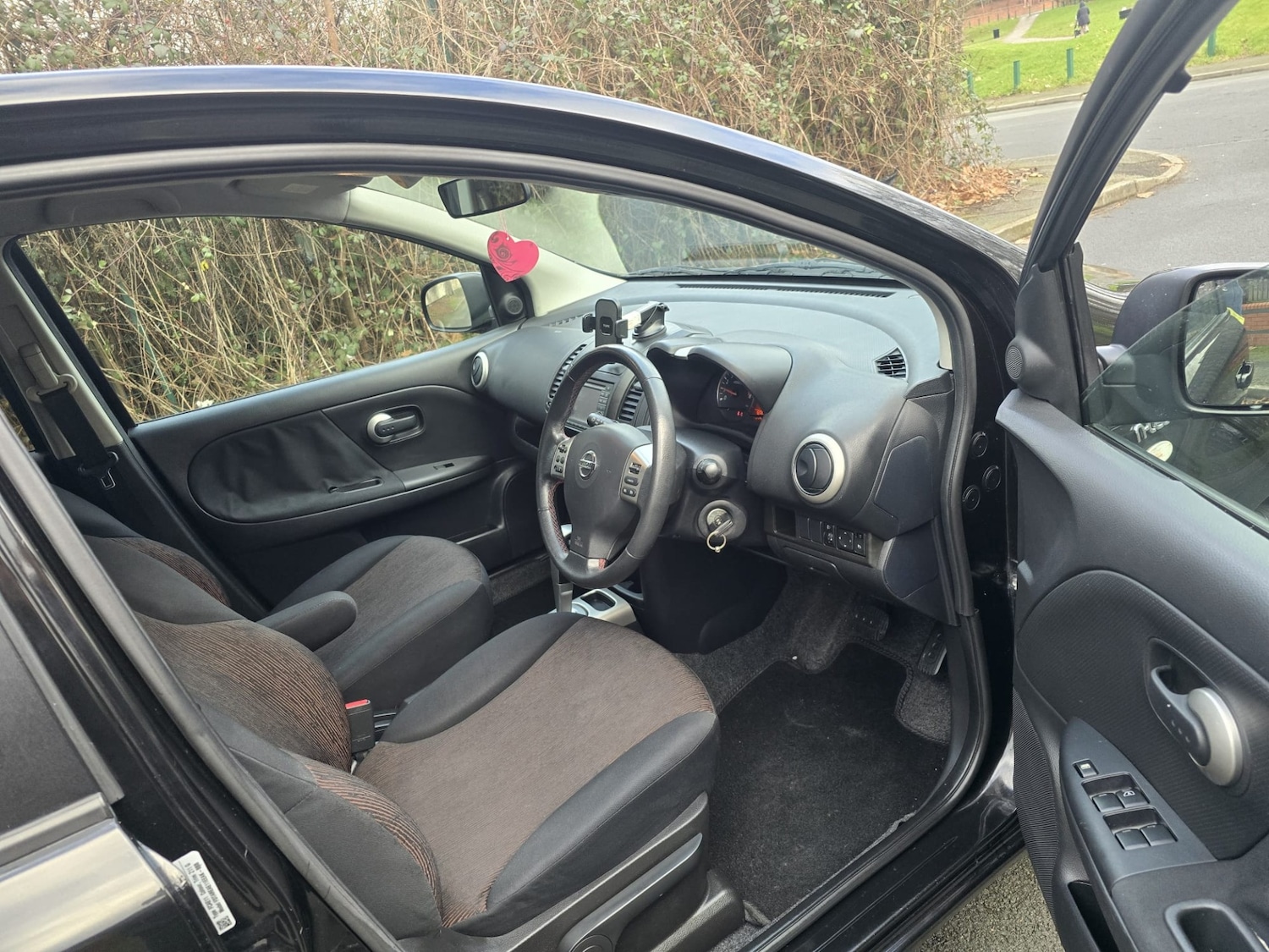 Used Nissan Note 2010 for sale - 77379319: Photo 10