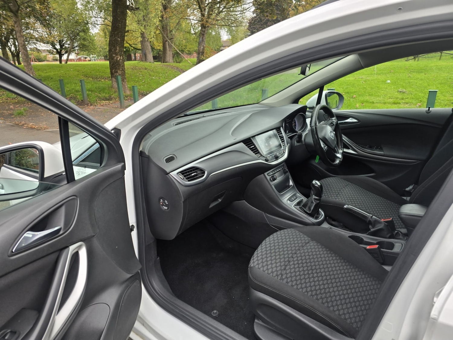 Used Vauxhall Astra 2017 for sale - 76554175: Photo 13