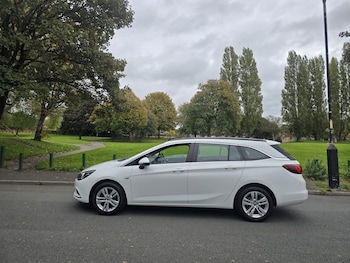 Used Vauxhall Astra 2017 for sale - 76554175: Photo