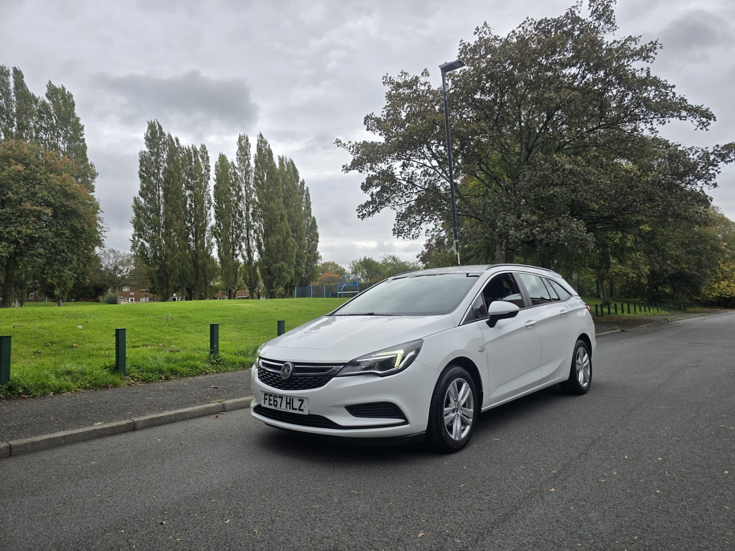 Used Vauxhall Astra 2017 for sale - 76554175: Photo 7