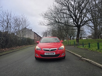 Used Vauxhall Astra 2011 for sale - 77086511: Photo