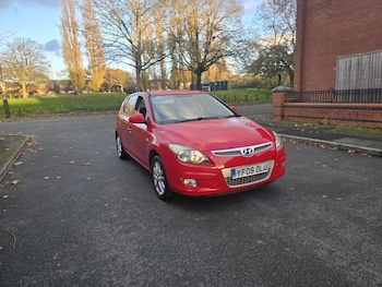 Used Hyundai i30 2009 for sale - 76525925: Photo