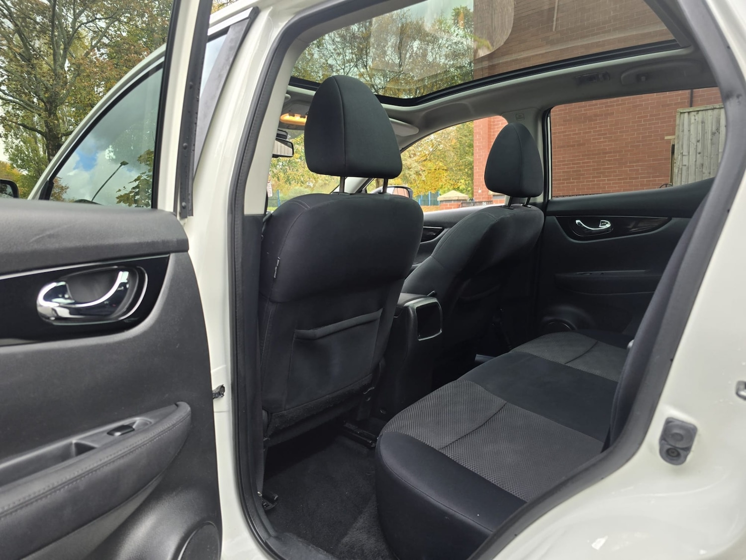 Used Nissan Qashqai 2014 for sale - 76553910: Photo 7