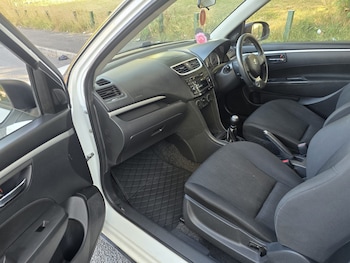 Used Suzuki Swift 2012 for sale - 79399612: Photo